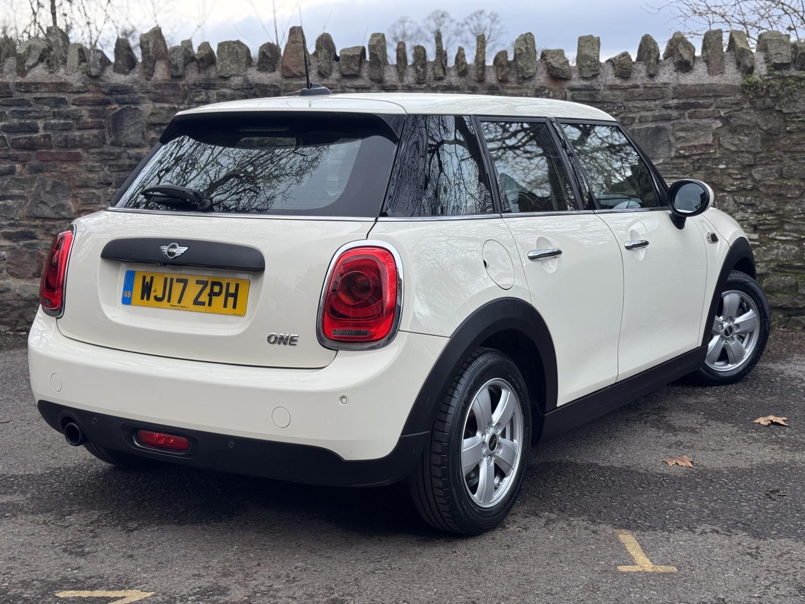 MINI Hatch 1.2 One Hatchback 5dr Petrol Manual Euro 6 (s/s) (102 ps)