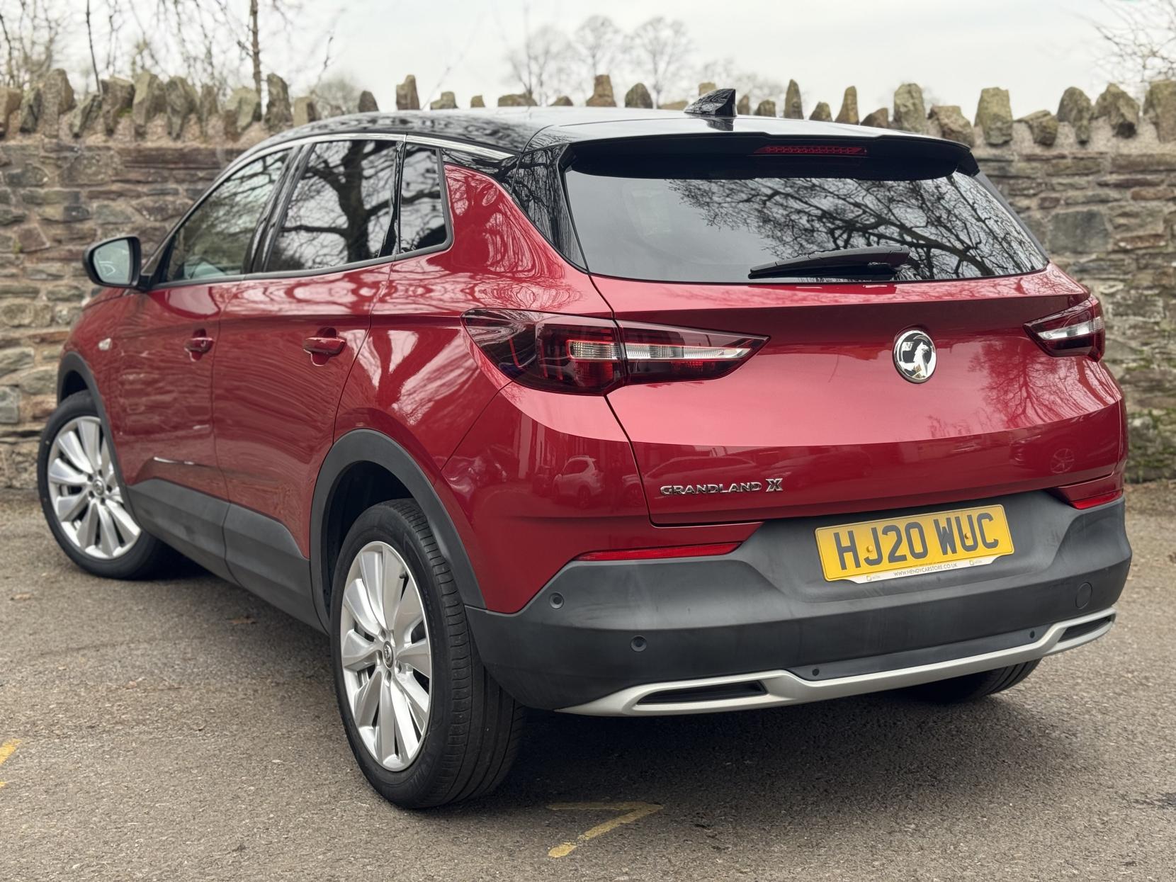 Vauxhall Grandland X 1.2 Turbo Elite Nav SUV 5dr Petrol Auto 8Spd Euro 6 (s/s) (130 ps)