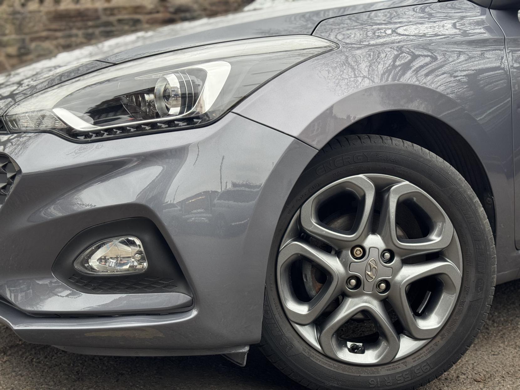 Hyundai i20 1.2 Play Hatchback 5dr Petrol Manual Euro 6 (s/s) (84 ps)