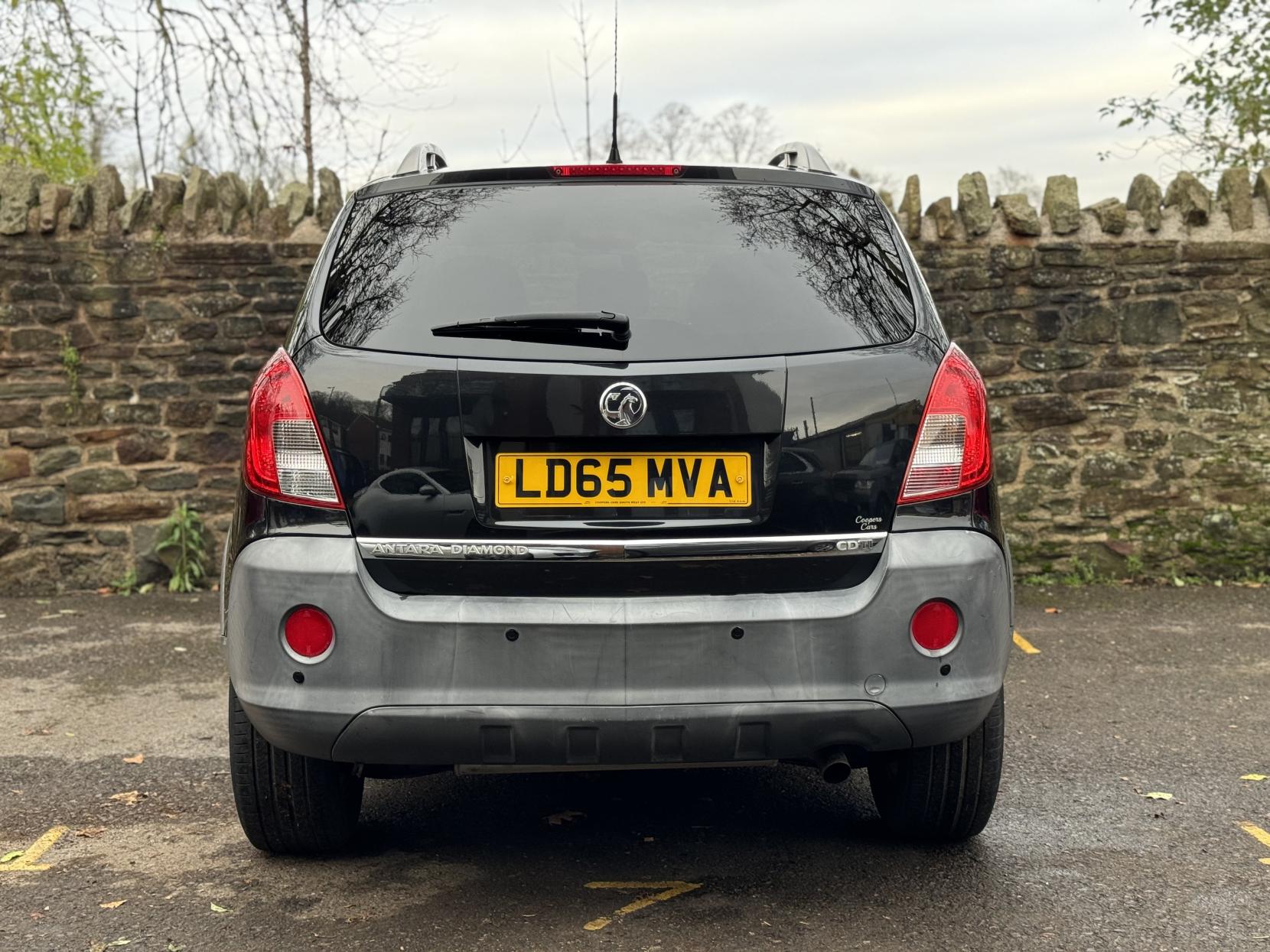 Vauxhall Antara 2.2 CDTi Diamond SUV 5dr Diesel Manual 2WD Euro 5 (s/s) (163 ps)