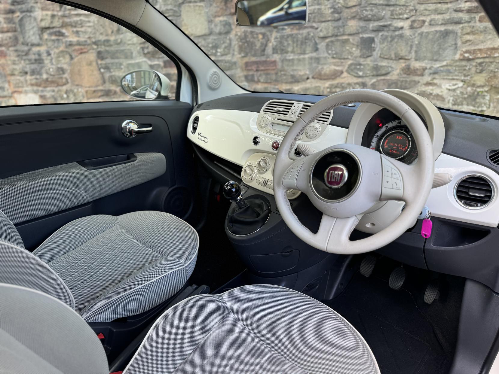 Fiat 500 1.2 Lounge Hatchback 3dr Petrol Manual Euro 6 (s/s) (69 bhp)