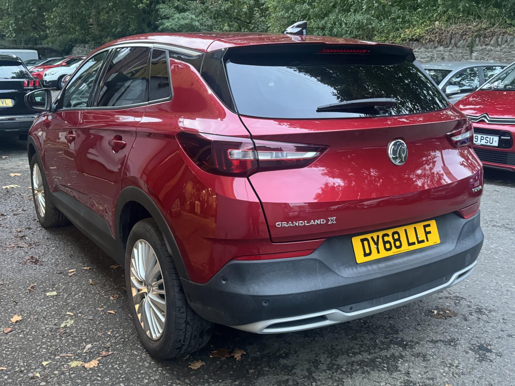 Vauxhall Grandland X 1.2 Turbo Sport Nav SUV 5dr Petrol Manual Euro 6 (s/s) (130 ps)