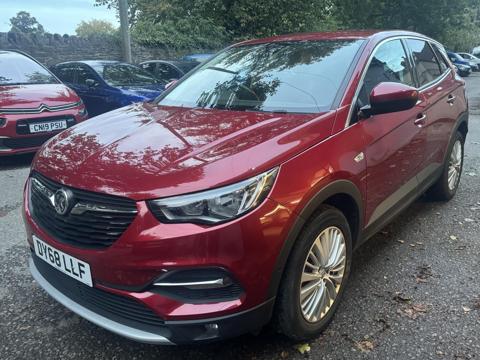 Vauxhall Grandland X 1.2 Turbo Sport Nav SUV 5dr Petrol Manual Euro 6 (s/s) (130 ps)